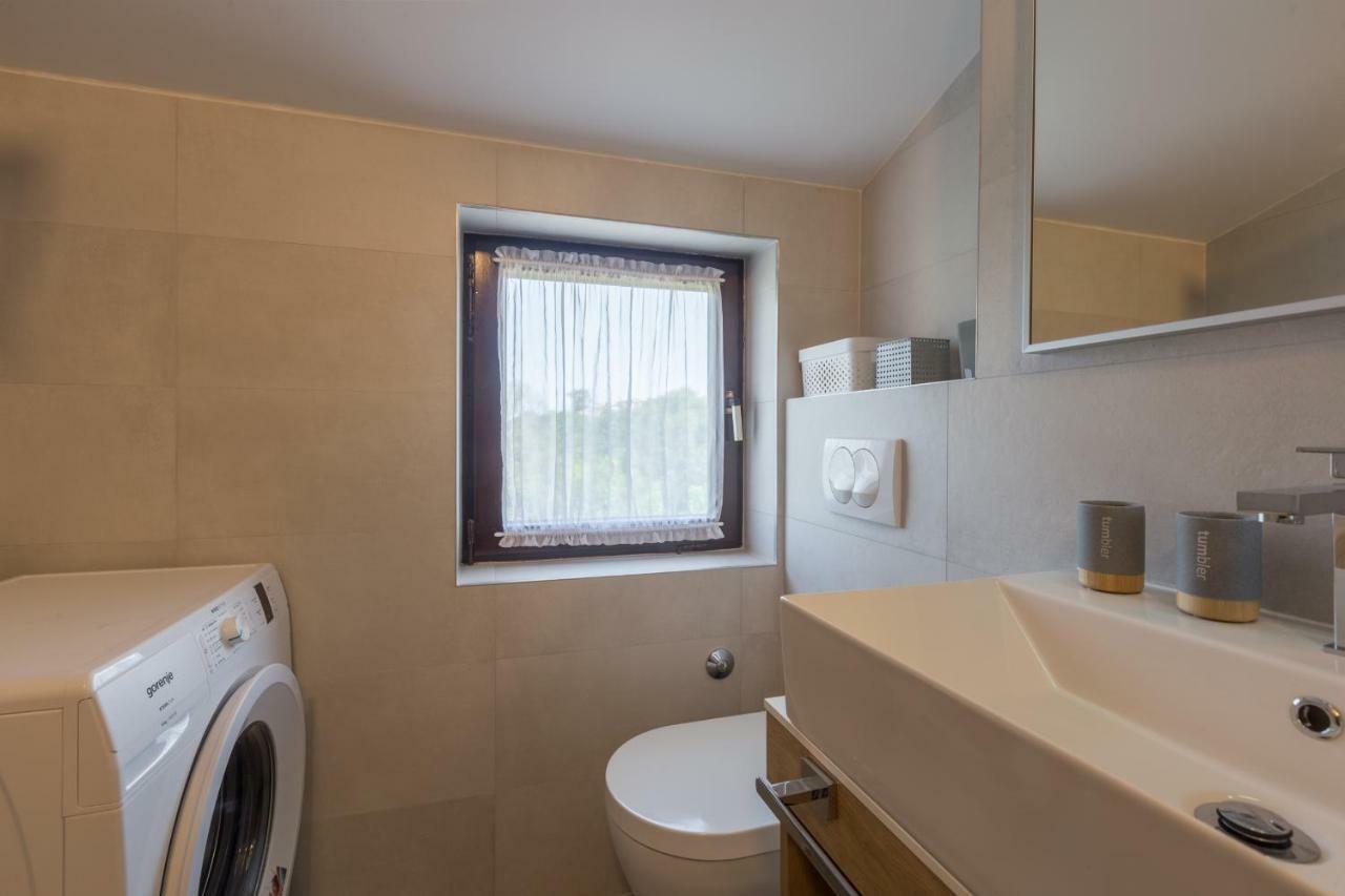 Apartment Lungera プーラ エクステリア 写真