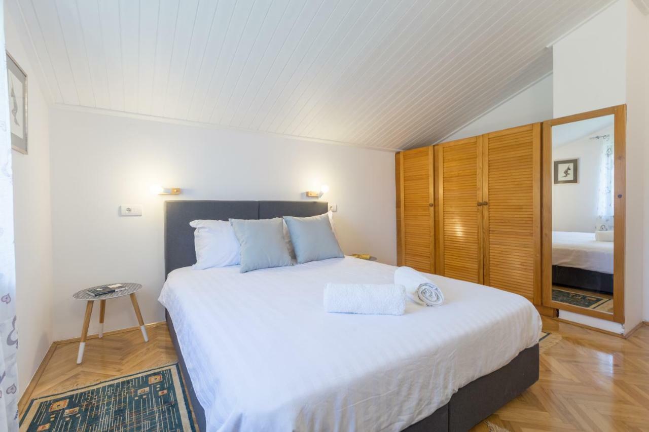 Apartment Lungera プーラ エクステリア 写真