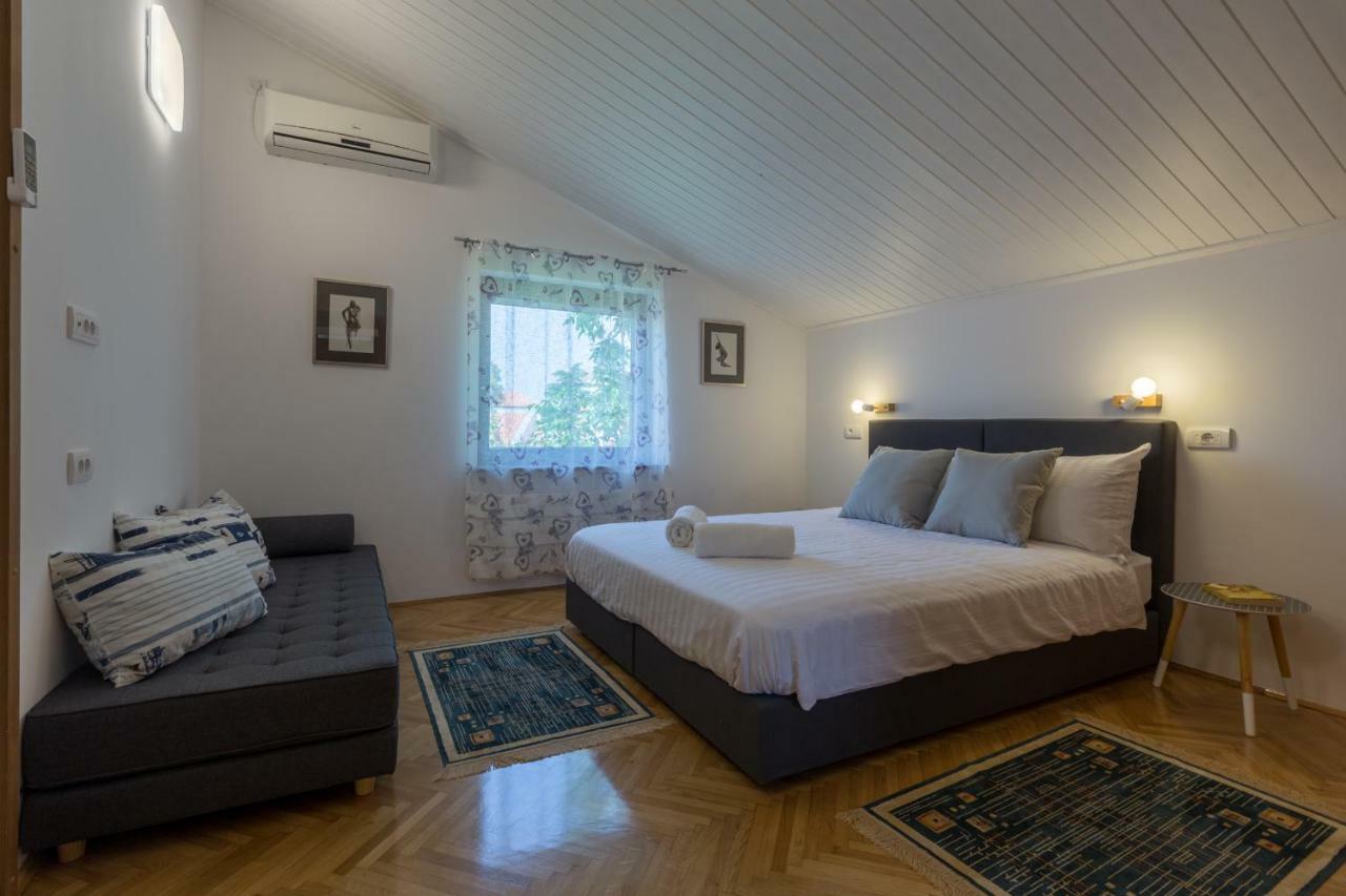 Apartment Lungera プーラ エクステリア 写真
